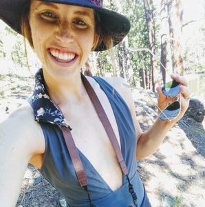 Meet your Posher, Leanne